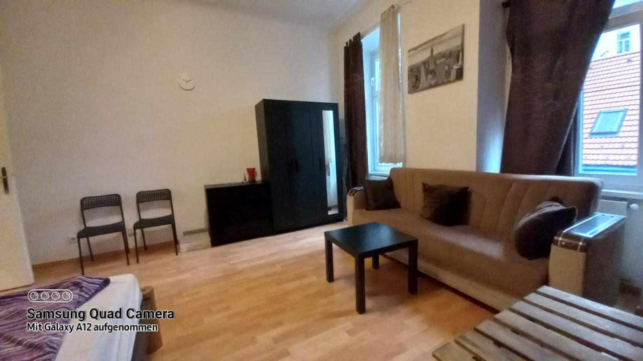Vienna Center Studio Apartment Exterior photo
